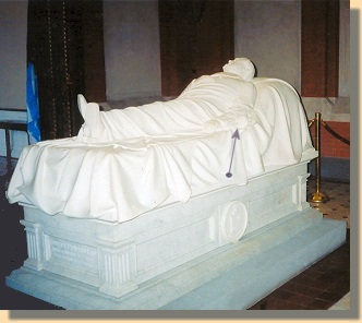 Lee sarcophagus Back