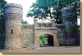 Entrance to Point Park